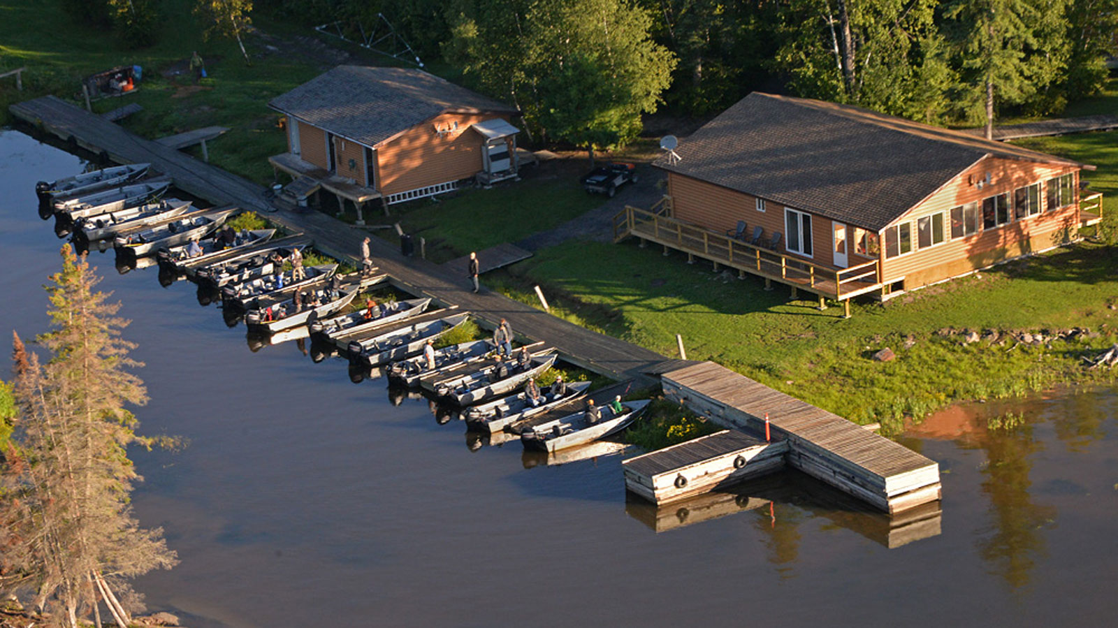 kettle-slider-4 Boats, marina and tackle shop at Kettle Falls fishing resort.