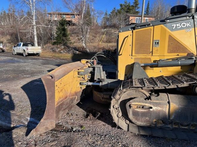 Cat machinery ready for work.